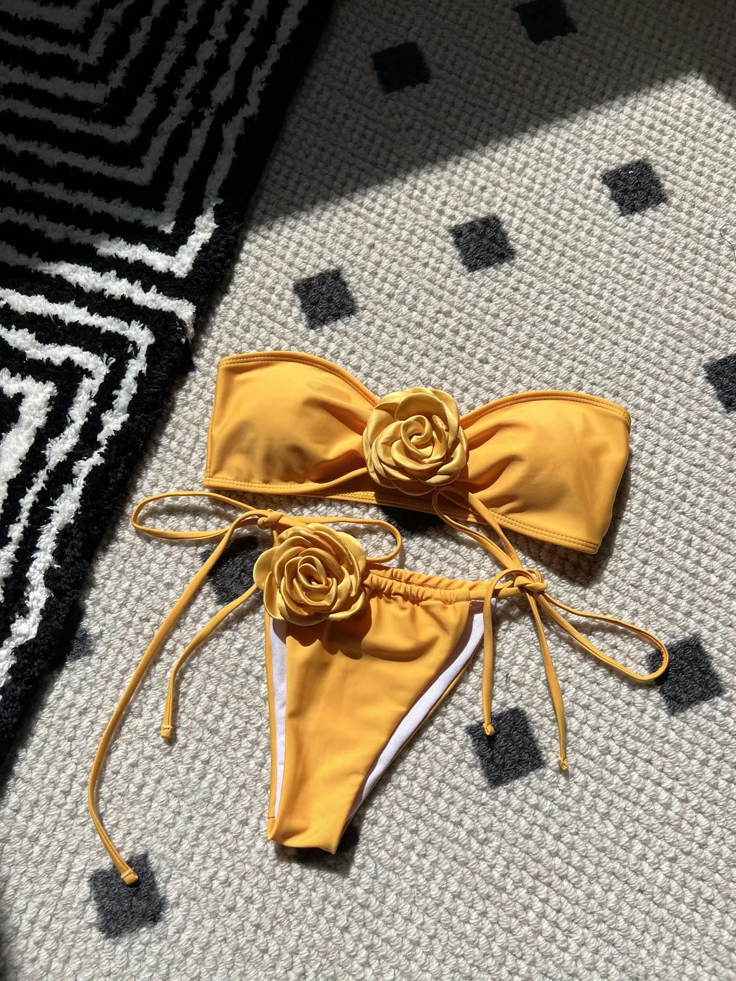 Ariana Bikini - Image 9