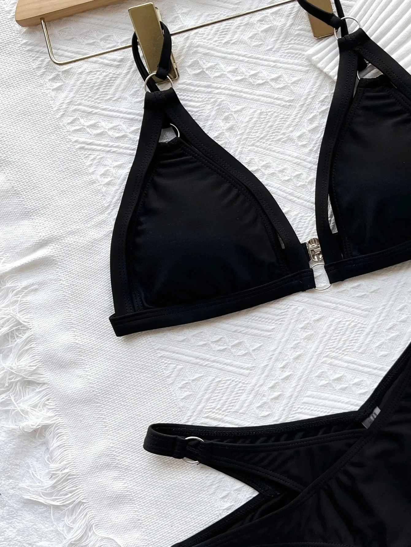 Deirdre Bikini - Image 4