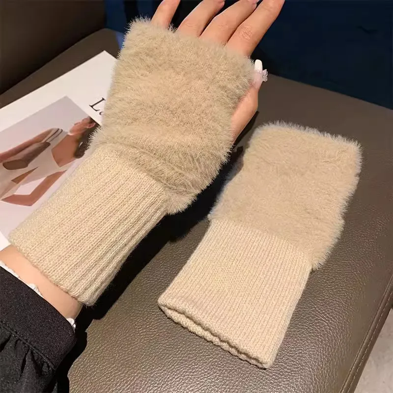 Fleece Gloves - Image 5