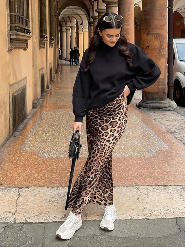 Leopard Print Long Skirt - Image 4