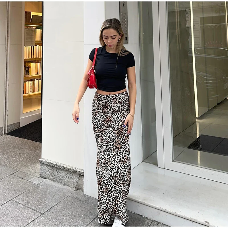 Leopard Print Long Skirt - Image 8