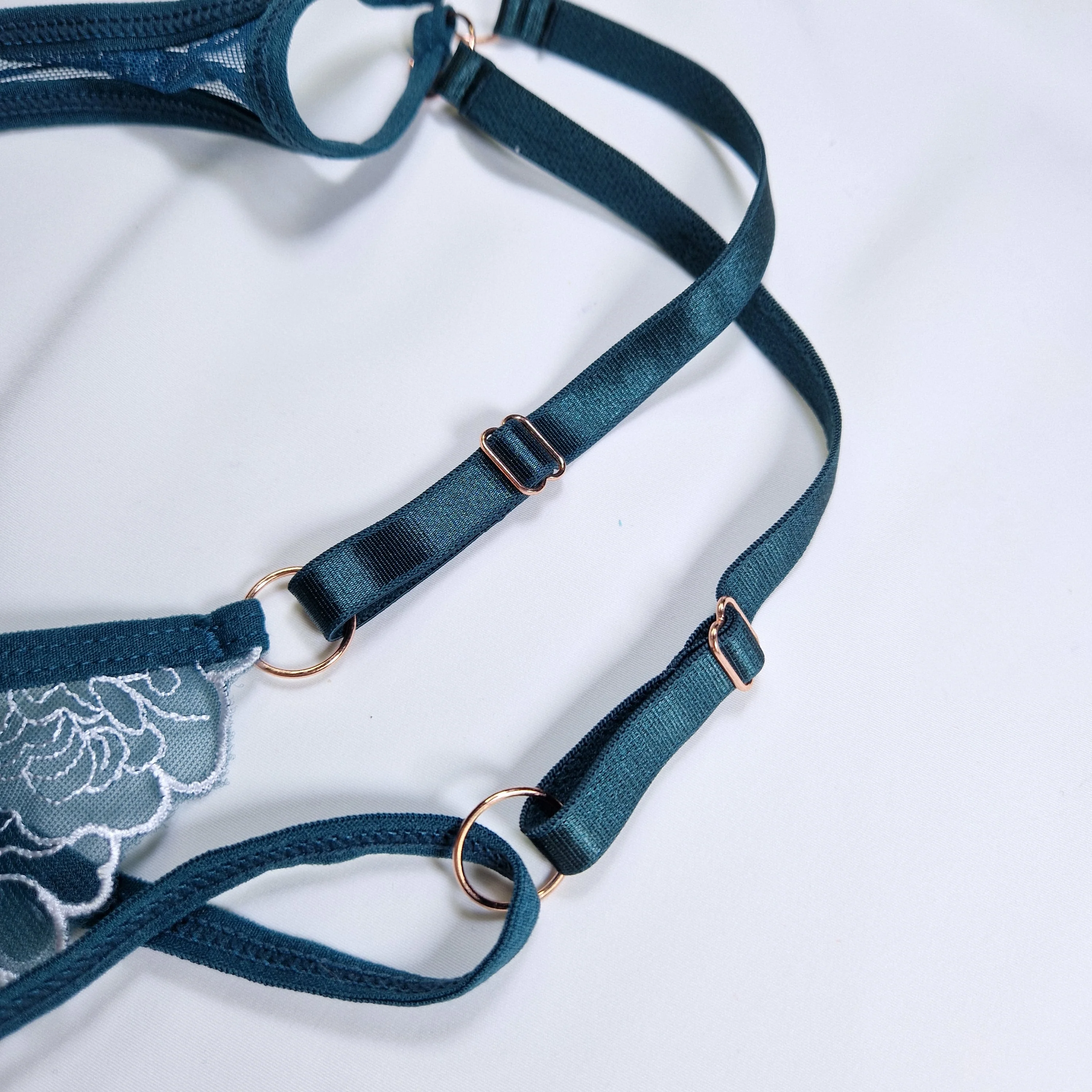 Personalized Asymetric String - Image 10