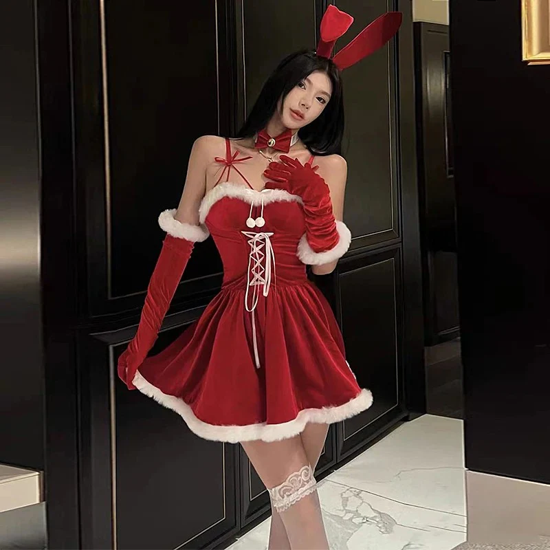 Santa's Femme - Image 2