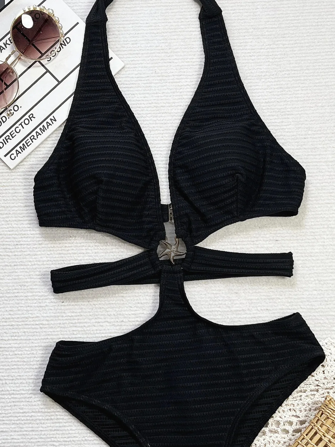 Uma Bikini - Image 4