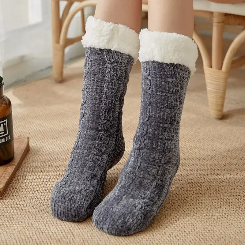 High Floor Socks - Image 7